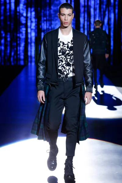 Look 31